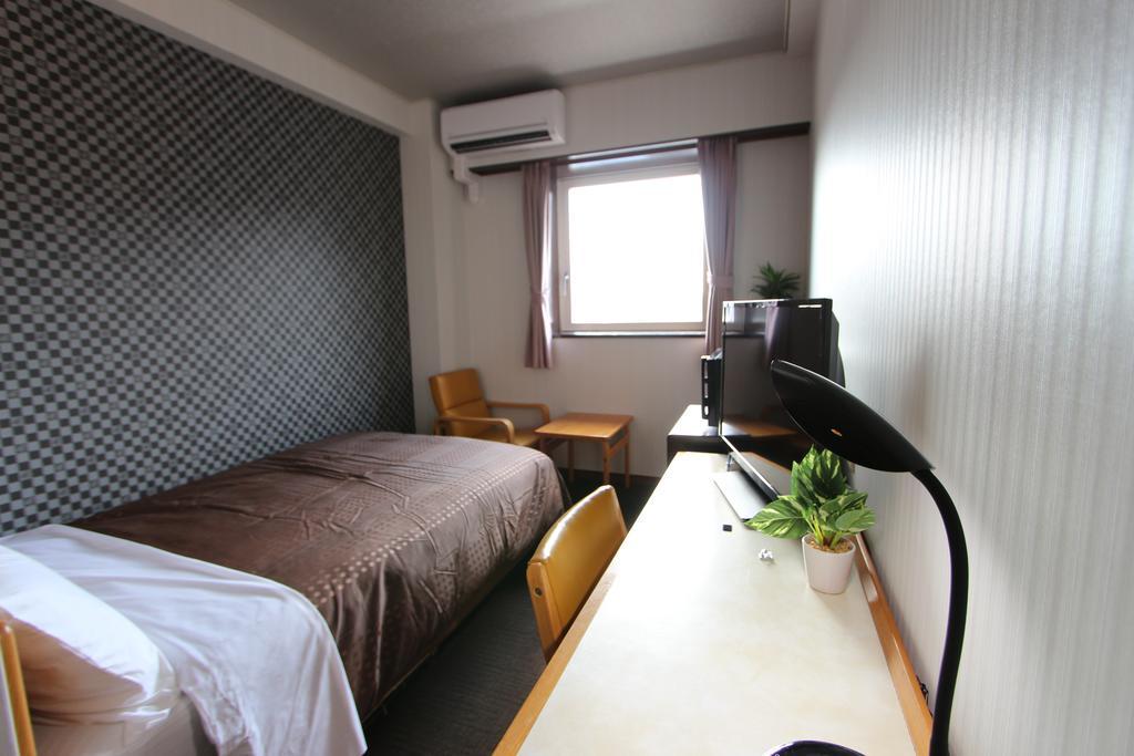 Hotel Livemax Budget Utsunomiya Buitenkant foto
