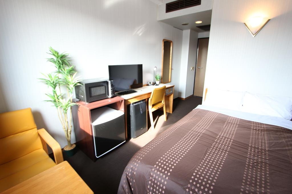 Hotel Livemax Budget Utsunomiya Buitenkant foto