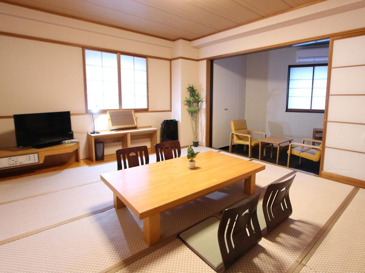 Hotel Livemax Budget Utsunomiya Buitenkant foto
