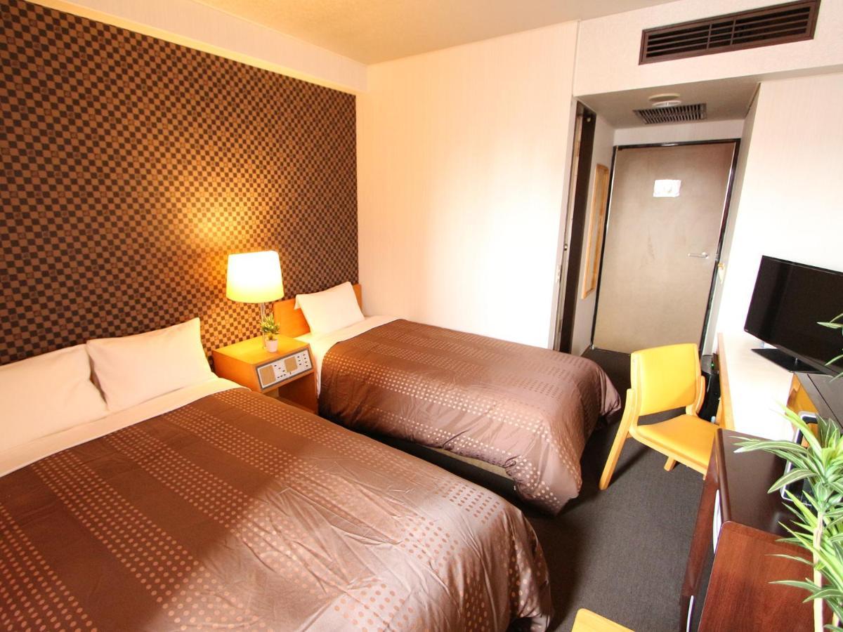 Hotel Livemax Budget Utsunomiya Buitenkant foto
