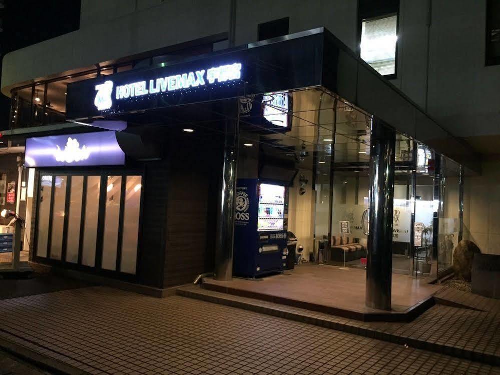 Hotel Livemax Budget Utsunomiya Buitenkant foto